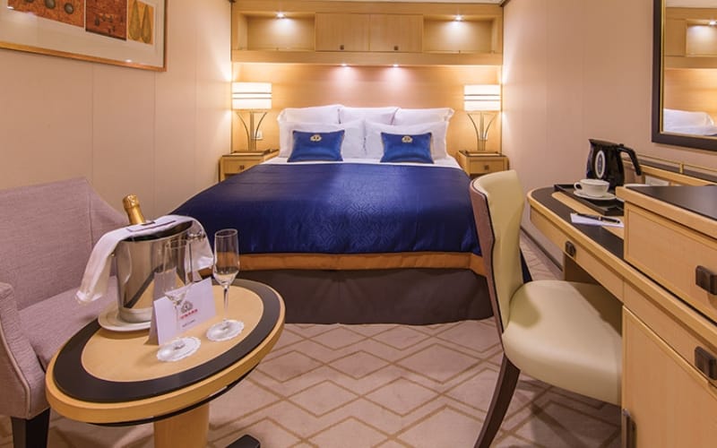Features of Interior Cabins on Cruise Ships